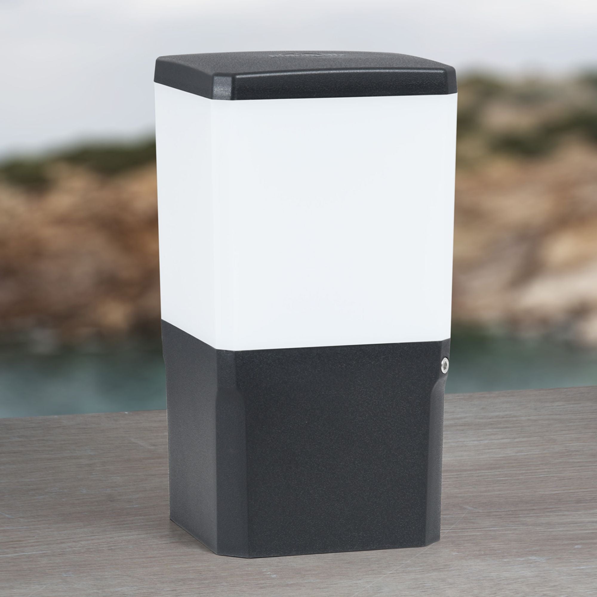 Bolardo para caminos FUMAGALLI "VIRGILIO 250" - CCT - 8,5W - E27 A60