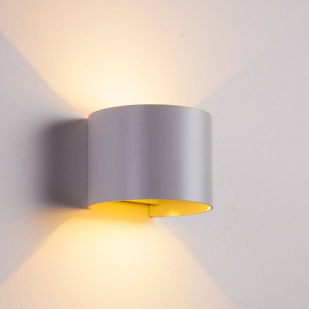 Aplique de pared "LAT" 6W apertura de luz regulable (1)