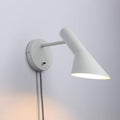 Aplique de pared diseño con cable y enchufe