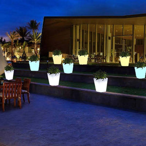 Macetero LED RGBW recargable 12W - Resina blanca - IP65 - 40x40x55cm - Barcelona Led-Mobiliario