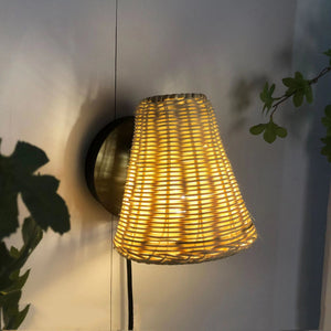 Aplique de pared de mimbre "BLIND" (13)