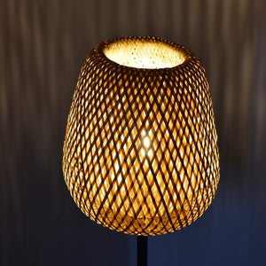 Lámpara de pie en mimbre "NIKKO" - Barcelona Led-Decoración