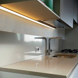 Perfil tiras LED para esquinas con difusor - 4 grapas - 2 tapas - 16x16mm - 2 metros (7)