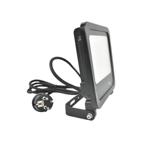 Proyector LED exterior RGBW con mando - IP65 - 120º- 50W - Barcelona Led-