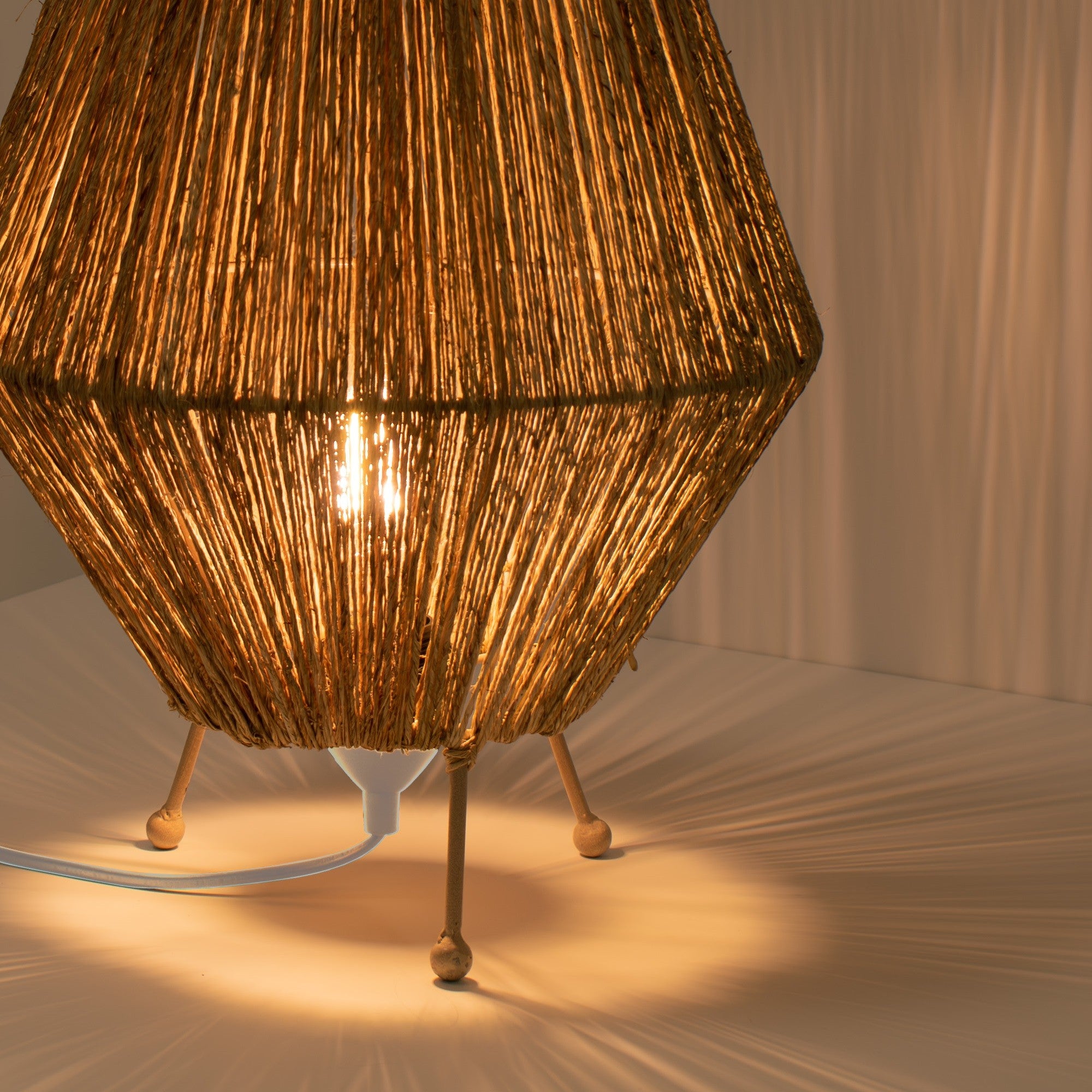 Lampara de pie rústica de yute "Ross" - E27 (1)