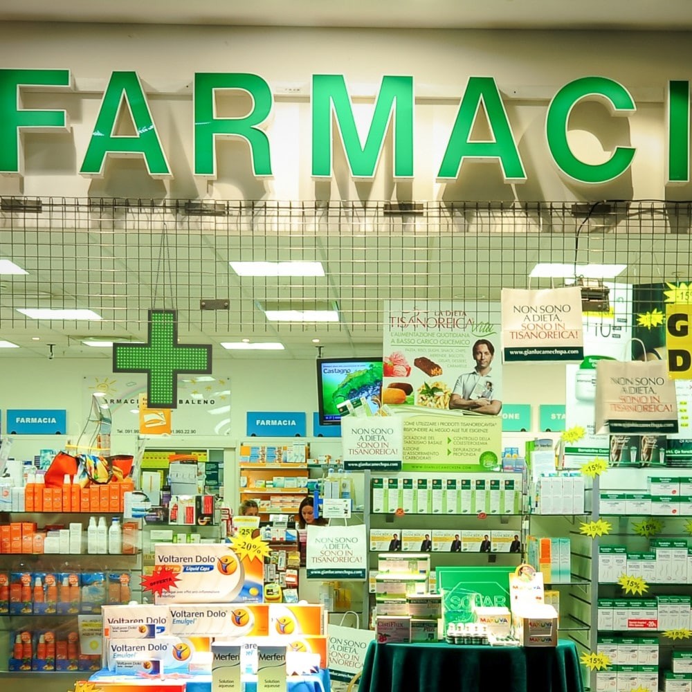Cruz de farmacia LED monocolor verde - 60x60cm - Una cara - IP20 (1)