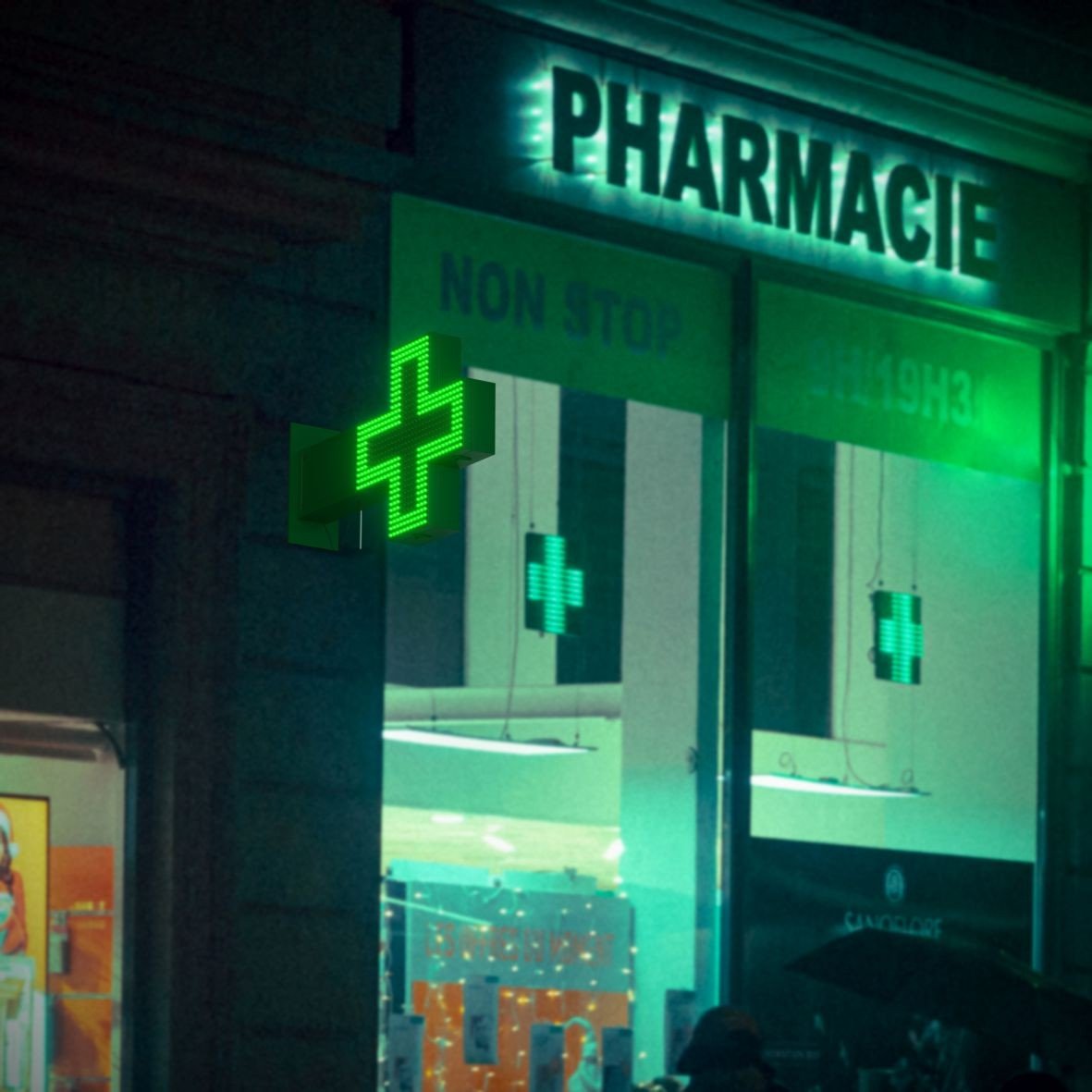 Cruz de farmacia LED monocolor verde - 50x50cm - Doble cara - Exterior - Barcelona Led-Signage