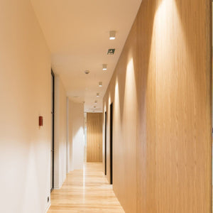Aplique de techo cuadrado de policarbonato - Orientable - GU10 - Barcelona Led-Decoración