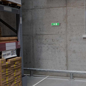 KIT Pictograma autoadhesivo "Salida izquierda" + Luz de emergencia 3W (10)