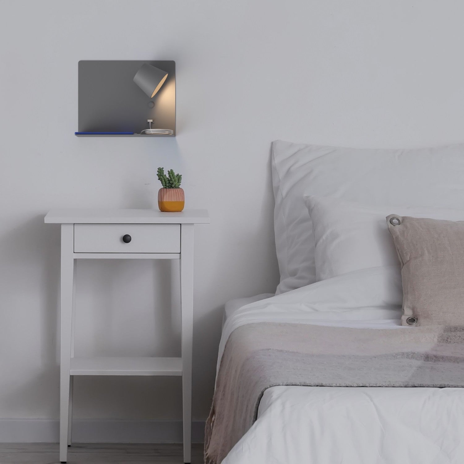 Aplique de pared para lectura con puerto USB "BASKOP" - 6W - Luz derecha (1)