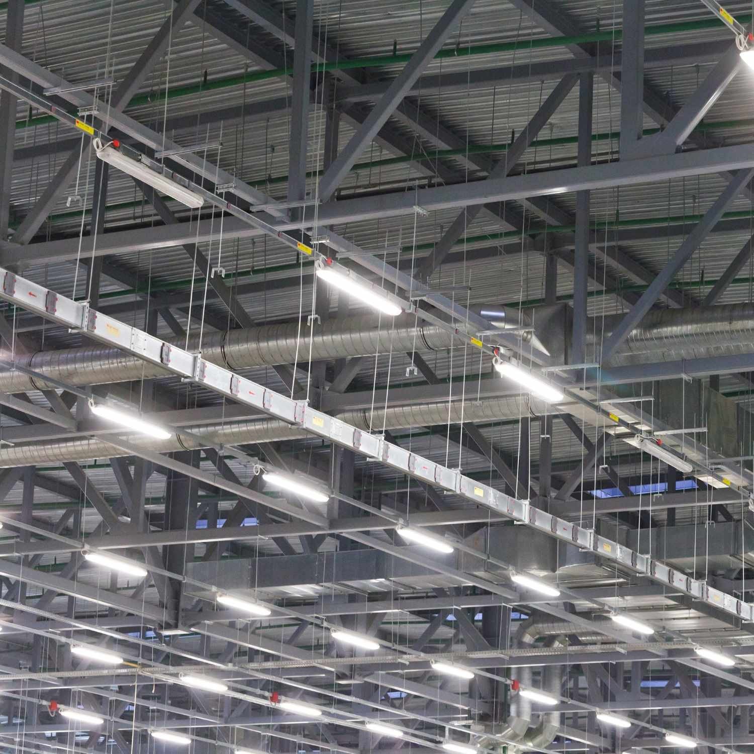 Pantalla estanca LED lineal enlazable CCT - 60cm - 21W - IP65 (1)