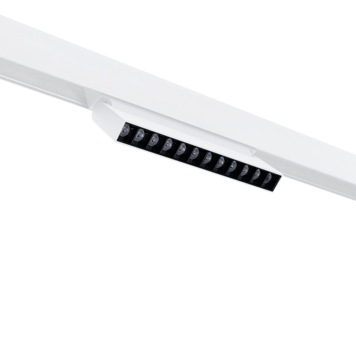 Foco lineal orientable para carril magnético 48V- 12W - Chip OSRAM - UGR18 - Barcelona Led-
