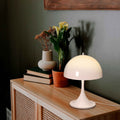 Design-Tischlampe