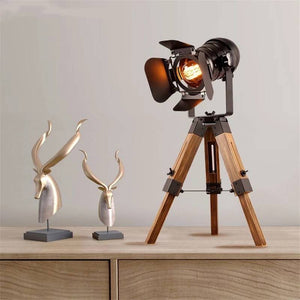 Lámpara de mesa vintage con trípode "Cinema Mini" (11)