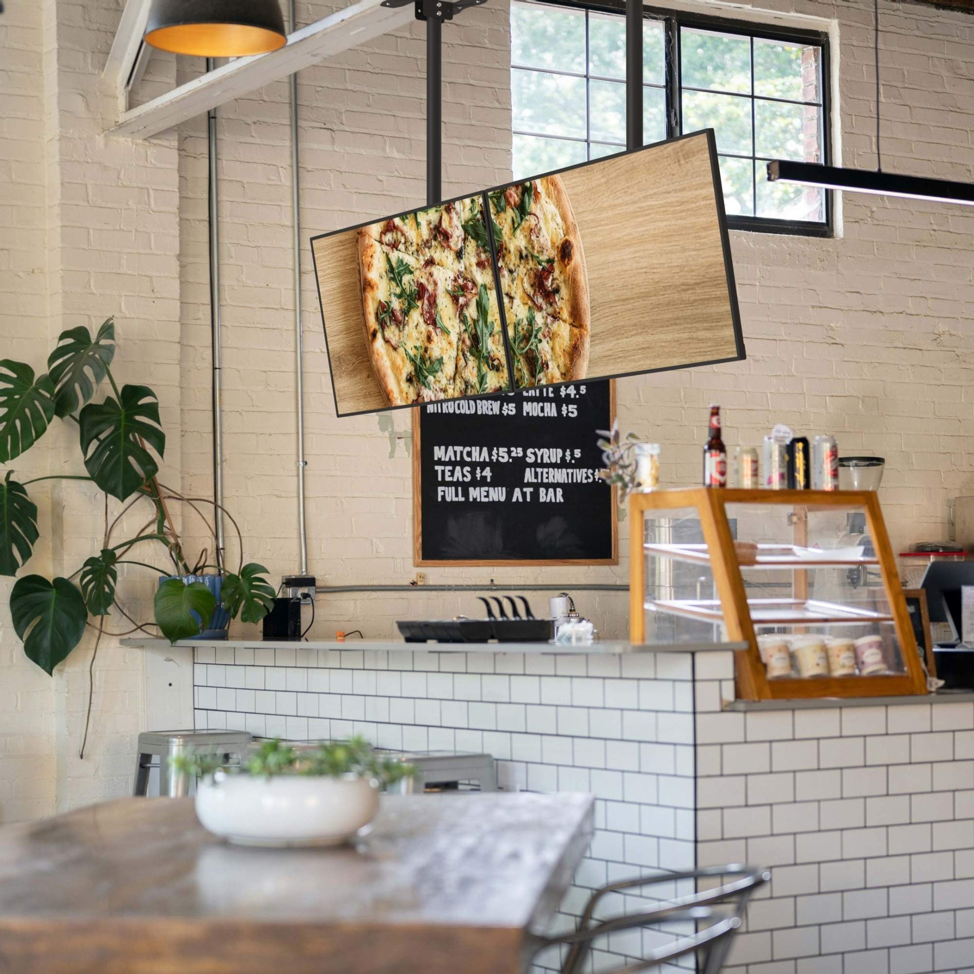 Pantalla LCD 32" - 500 nits - FULL HD – Menús y Señalización Digital - Soporte de techo (1)