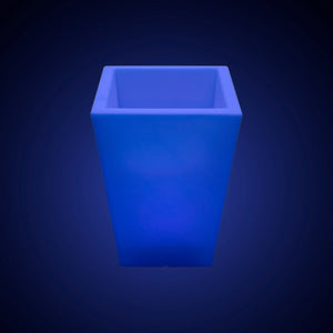 Macetero cuadrado LED RGBW - 12W - Recargable - Mando a distancia - Barcelona Led-Mobiliario