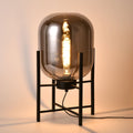 Tisch- oder Stehlampe
