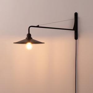 Aplique de pared orientable "PETTI" con cable y enchufe - E27 (1)