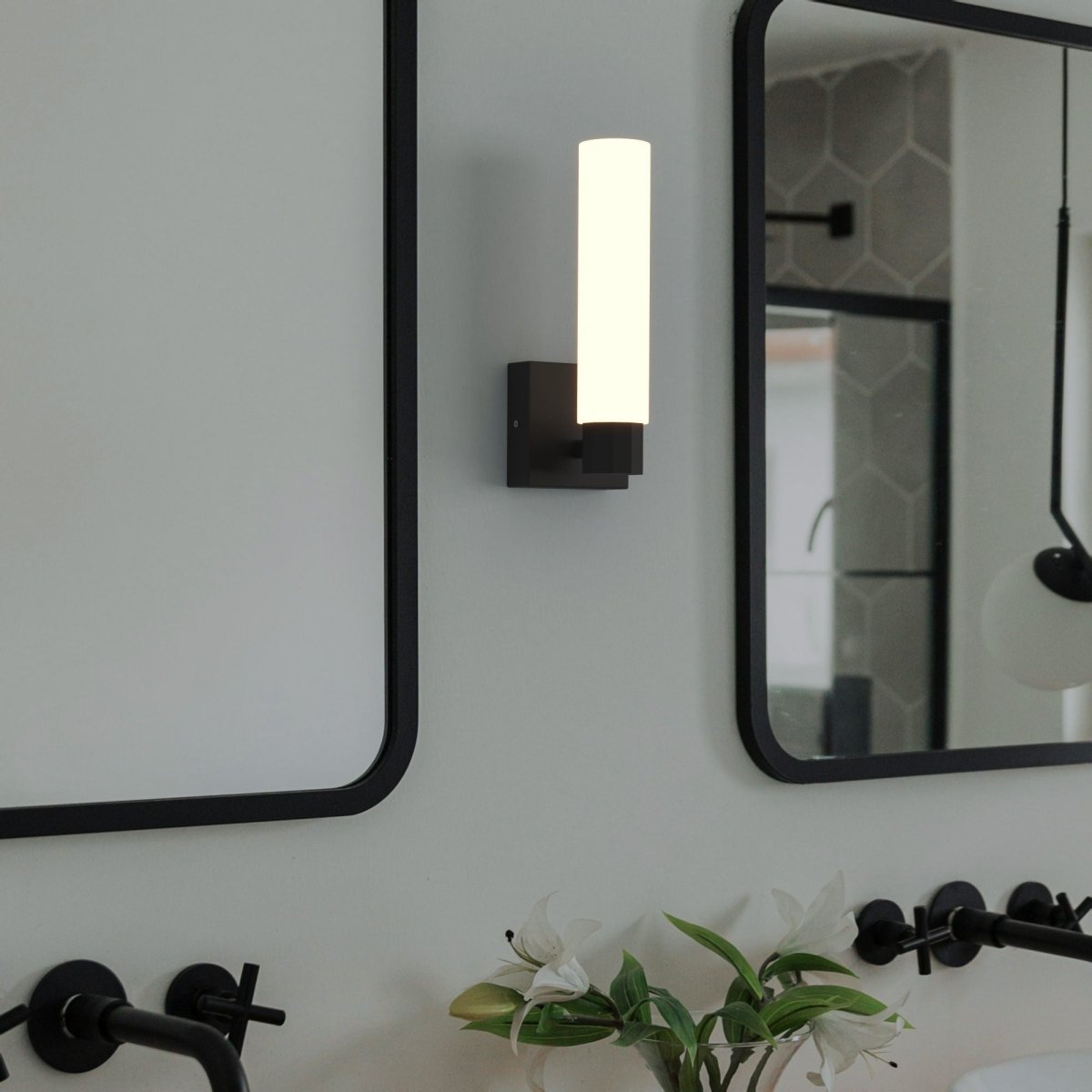 Aplique LED tubular para baño - 4W - 320lm - IP44 - Barcelona Led-