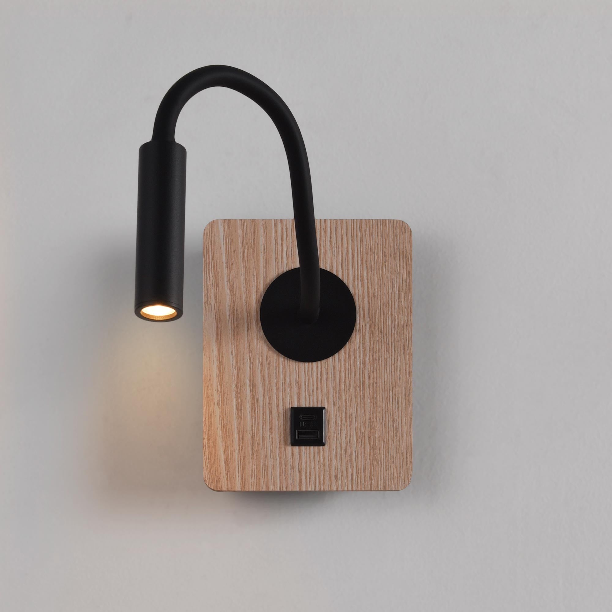 Aplique de pared flexible para lectura "LONDON" - Chip CREE - 3W - USB+USBC