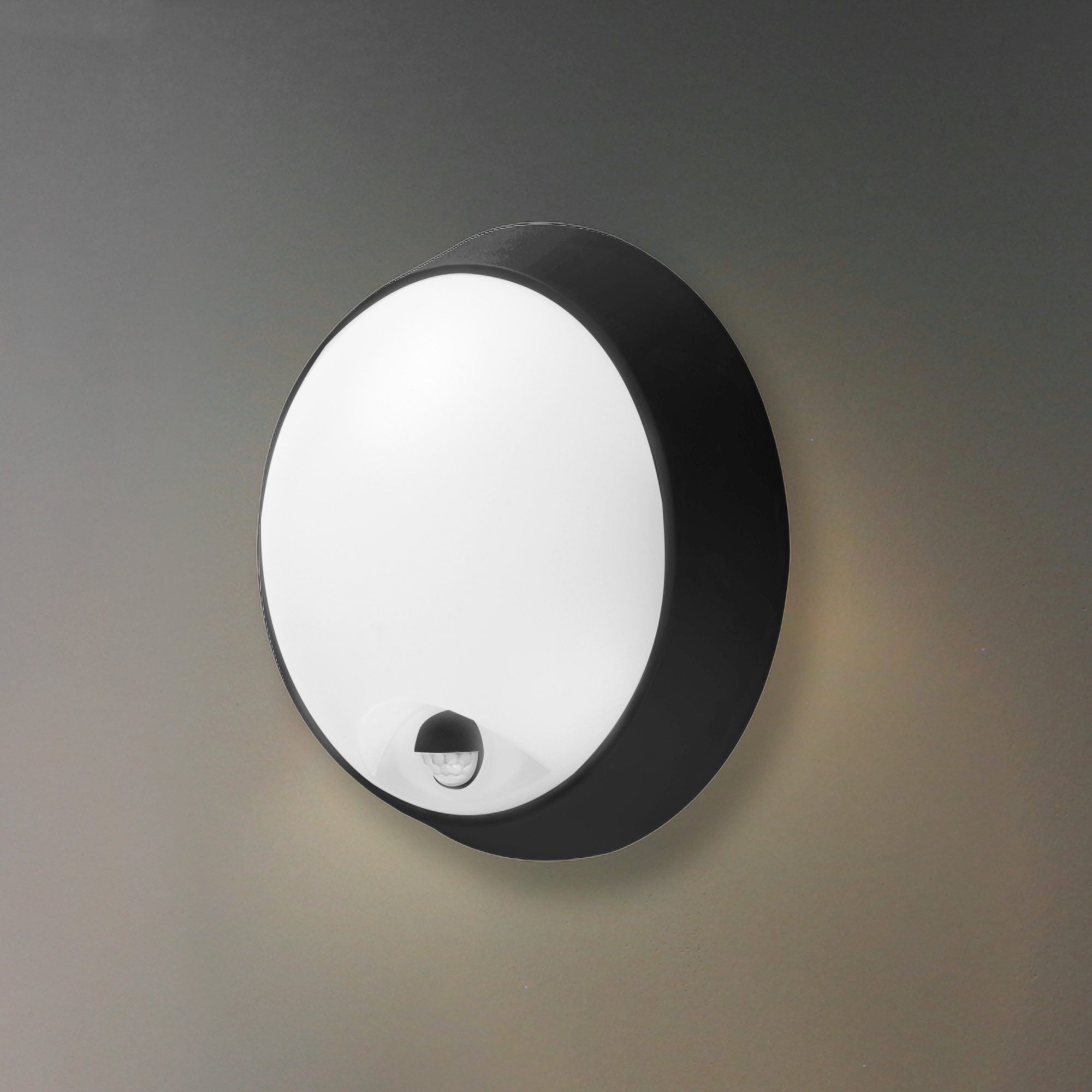 Plafón LED exterior redondo con sensor PIR - 15W - CCT - IP65 (1)