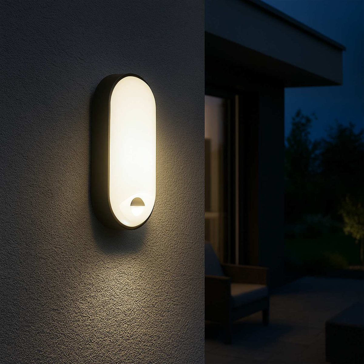 Plafón LED exterior ovalado con sensor PIR - 15W - CCT - IP65
