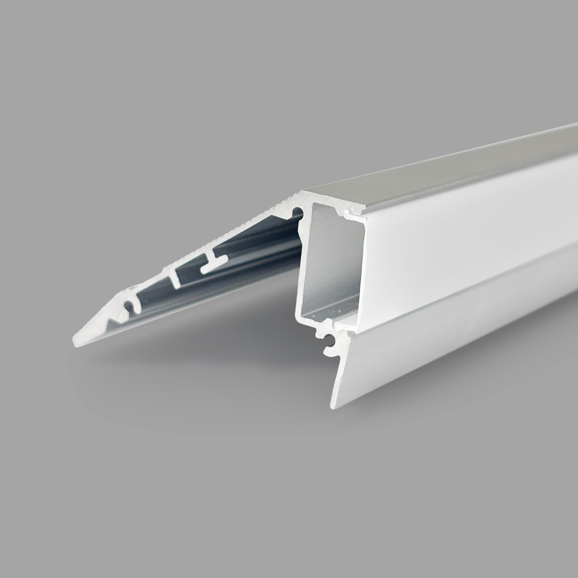 Perfil tira LED para escaleras - 54mm - Con difusor - 2 metros - 1mm - 360g/m