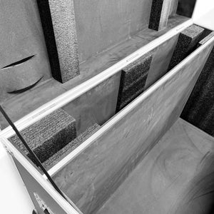 Flight Case para Digital Kiosk 43" DDT43 Base "K" - con Foam, Ruedas y Asas (11)