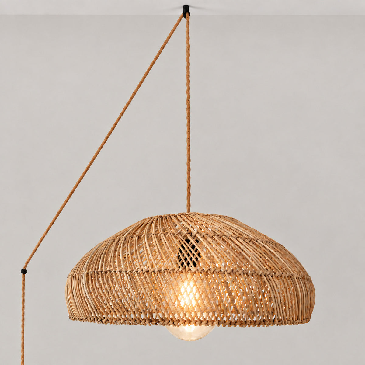 Lámpara colgante de ratán "TULIA" con interruptor y enchufe - E27 - Ø50 cm