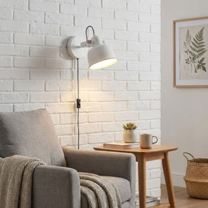 Aplique de pared interior "KUKKA" con interruptor y enchufe (10)