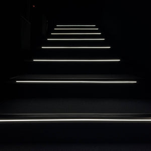Perfil tira LED para escaleras - 54mm - Con difusor - 2 metros - 1mm - 360g/m (6)