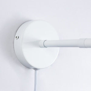 Aplique de pared escandinavo orientable 330° con interruptor y enchufe - Barcelona Led-Decoración