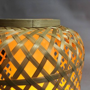 lámpara bambú