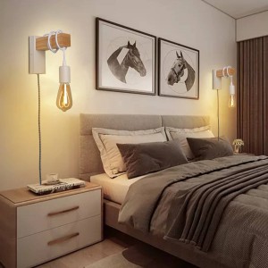 Aplique de pared madera con interruptor y enchufe MILA Negro