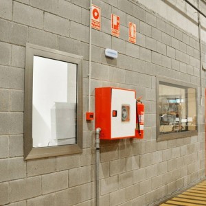 Luz de emergencia estanca LED IP65 3W 3 hrs de autonomía