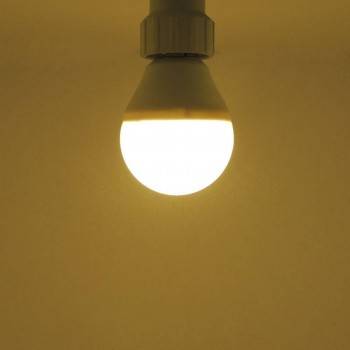 Bombilla Esférica E14 4.2W cobertura opal B45 Bombilla Esférica E14 4.2W cobertura opal B45