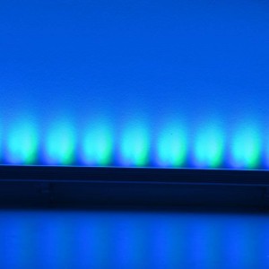 BAÑADOR LED DE PARED RGB