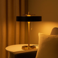 Lampara de mesa de diseño...