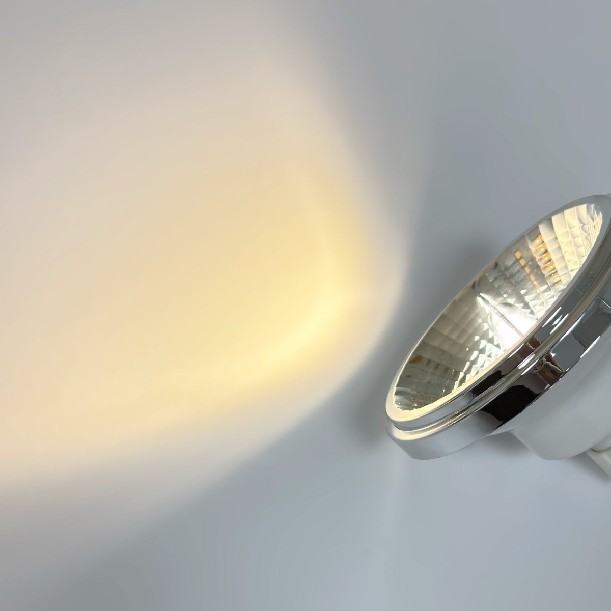 Bombilla LED Regulable - AR111 GU10 - 12W - 975lm - Barcelona Led-