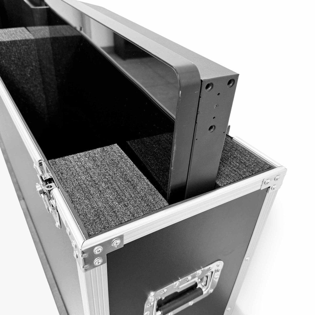 Flight Case para Tótems LCD DLS55 - con Foam, Ruedas y Asas – Transporte Seguro en Ferias y Eventos - Barcelona Led-Accesorios