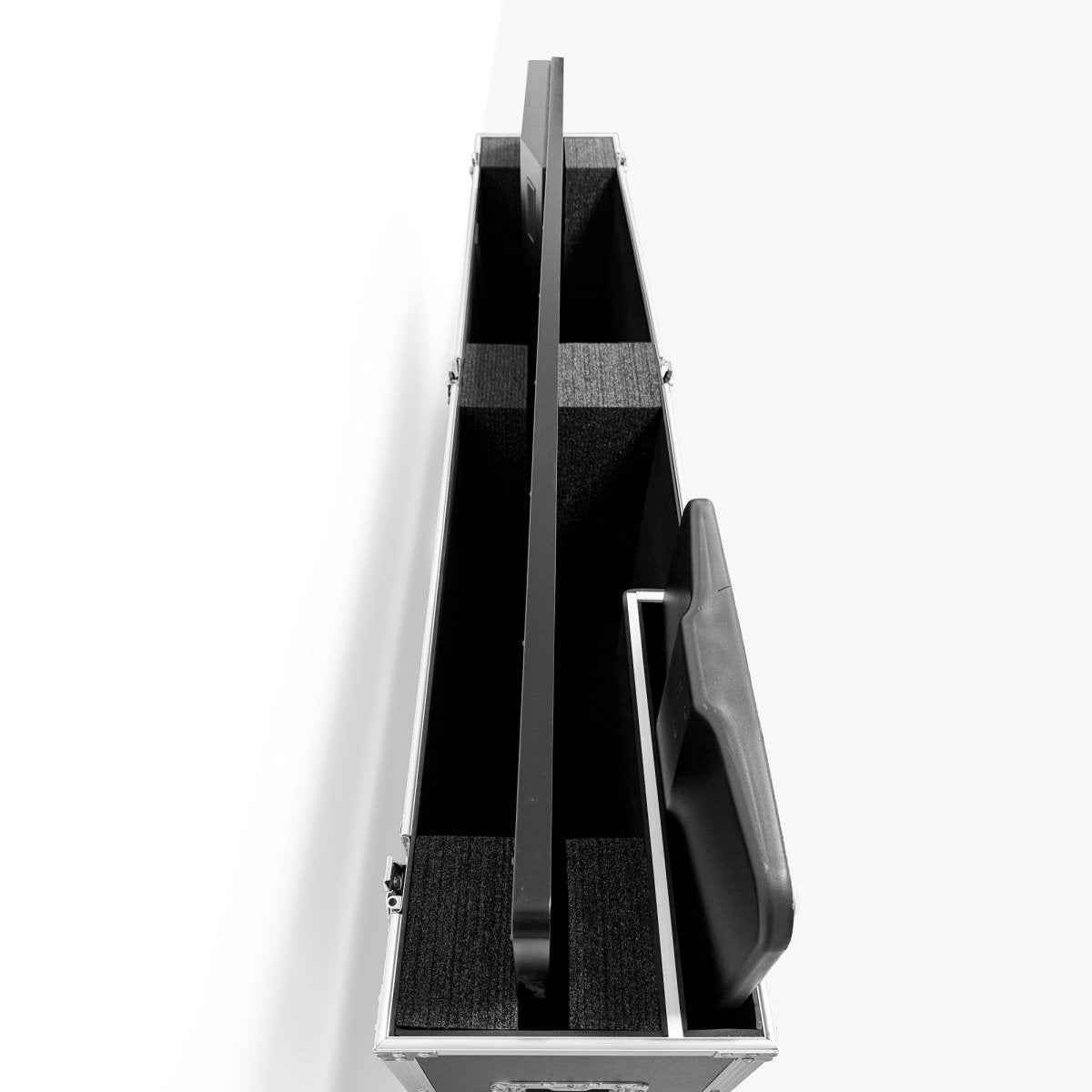 Flight Case para Tótems LCD DLS55 - con Foam, Ruedas y Asas – Transporte Seguro en Ferias y Eventos - Barcelona Led-Accesorios
