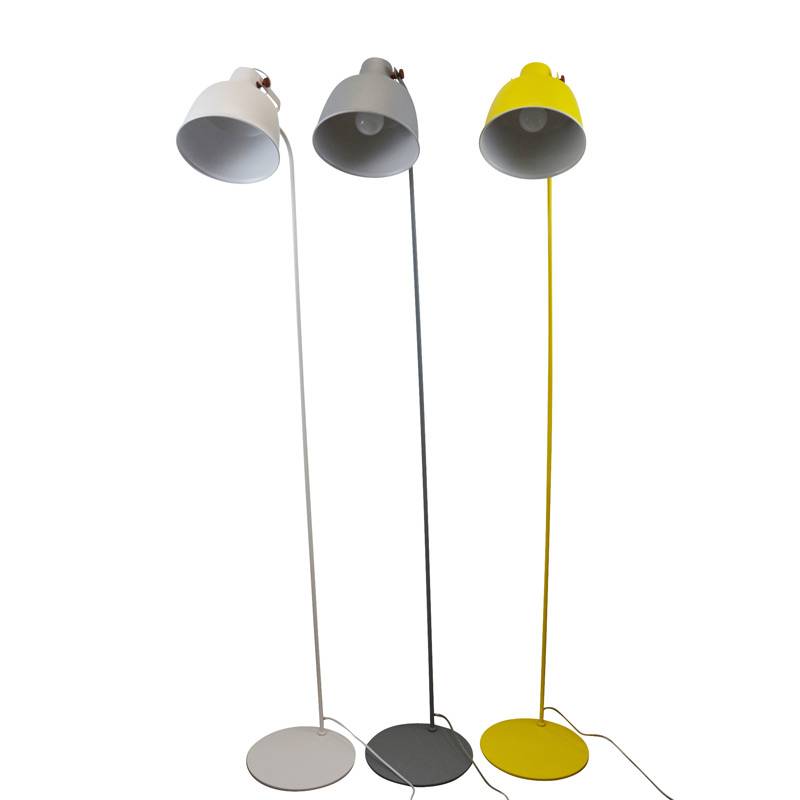 Lámpara de pie nórdica "KUKKA" 165cm (1)