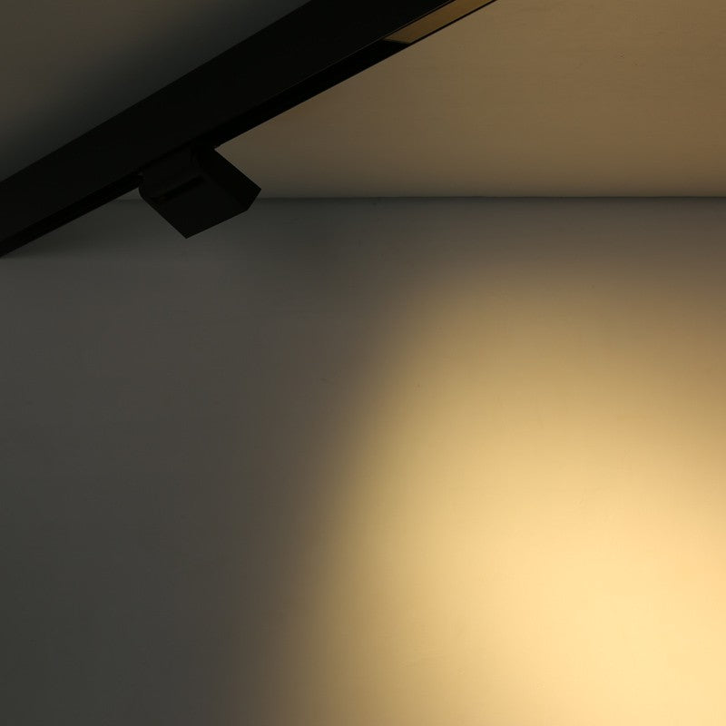 Luminaria lineal LED orientable para carril magnético 48V - 6W - UGR16 (13)