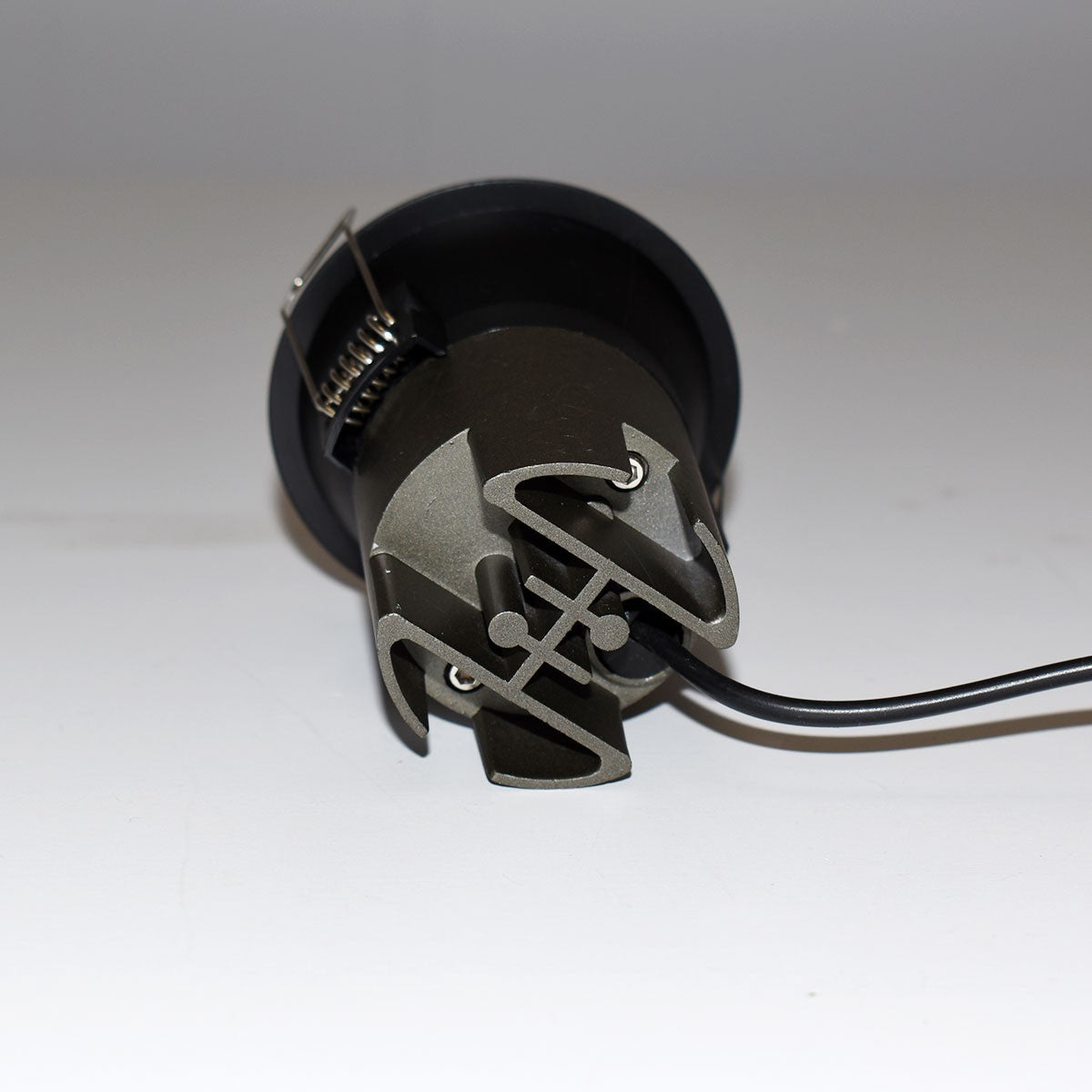 Foco LED empotrable 6W "KOPPA"- Óptica 15º - Corte Ø 65mm - Bajo UGR (5)