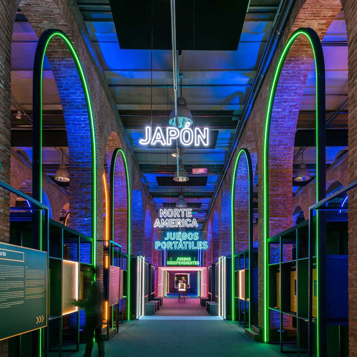 Neón LED Flexible RGB - 24V/DC 4x10mm - 5 metros - Kit completo - IP67 - 20W/m - Curvatura lateral (6)