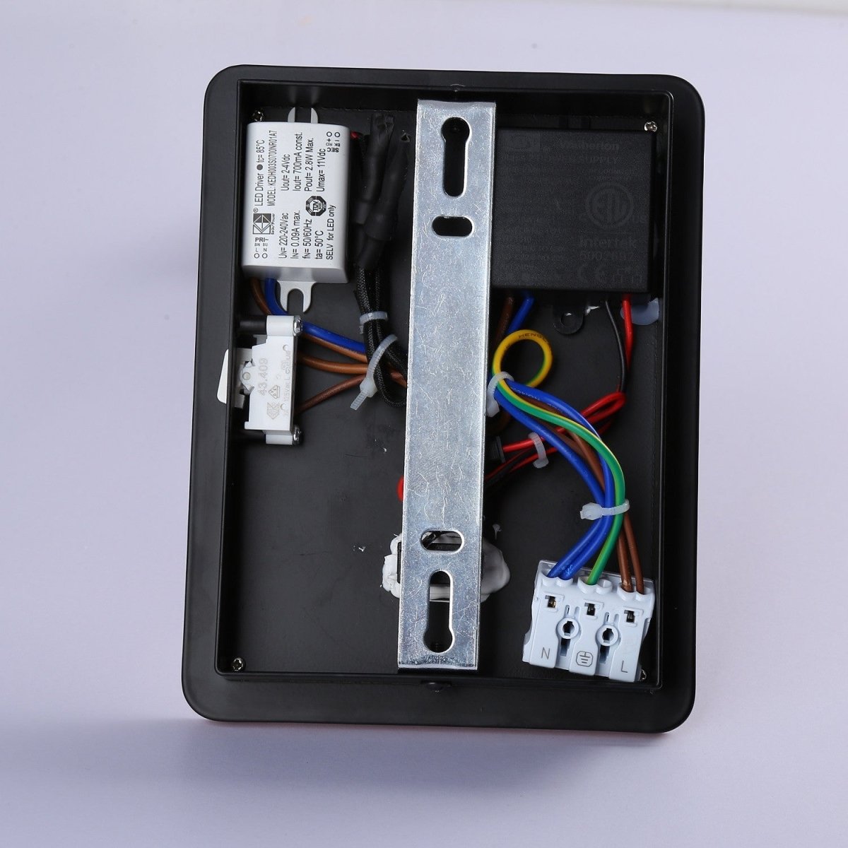 Aplique de pared flexible para lectura con puerto USB "LONDON USB" - Chip CREE - 3W - Barcelona Led-Decoración