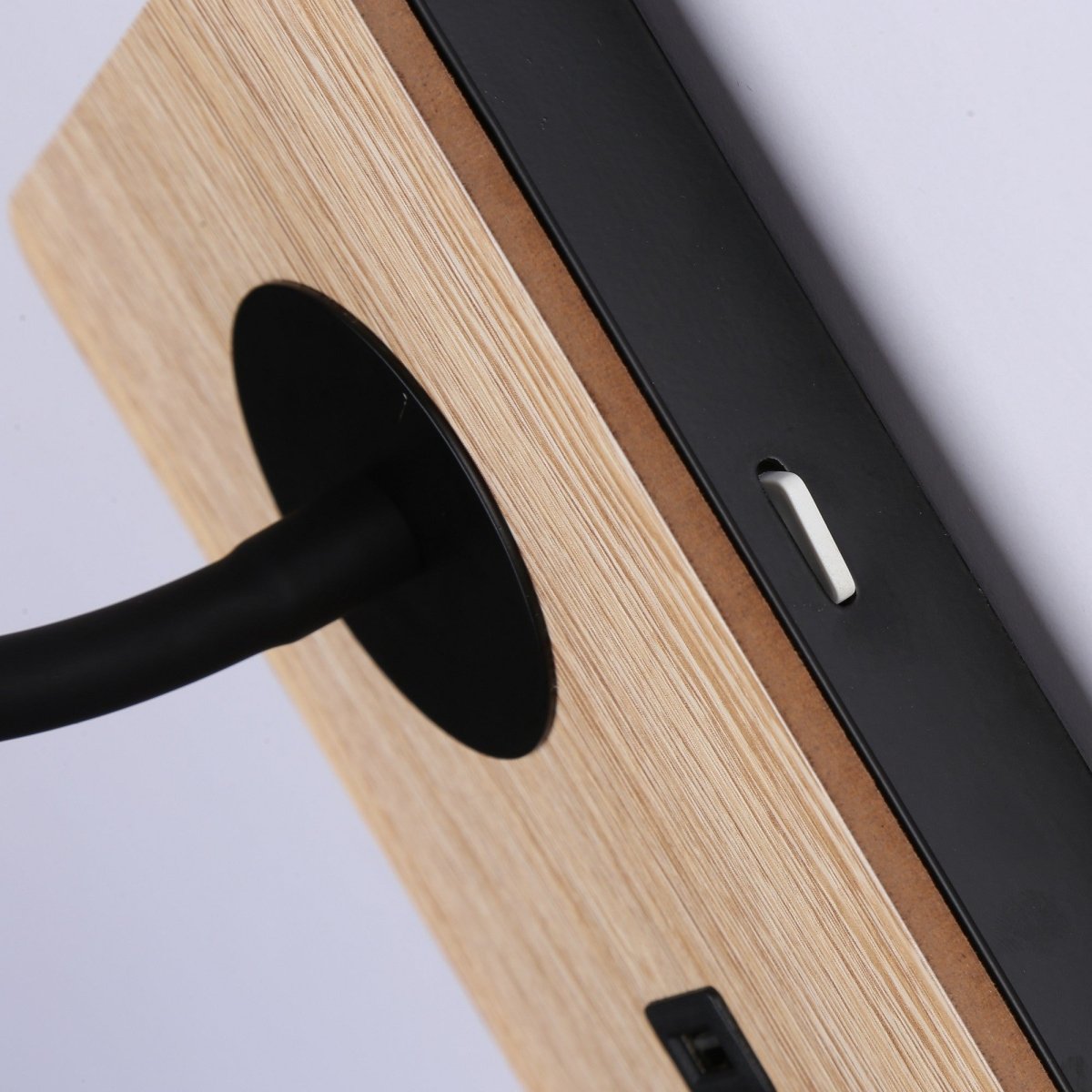 Aplique de pared flexible para lectura con puerto USB "LONDON USB" - Chip CREE - 3W - Barcelona Led-Decoración
