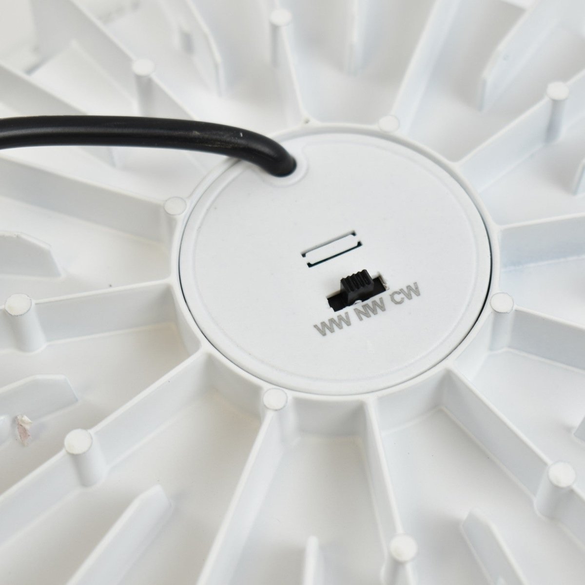 Downlight LED CCT de alta eficiencia- 40W - Driver Lifud - Corte Ø 200-220mm IP54 - Barcelona Led-