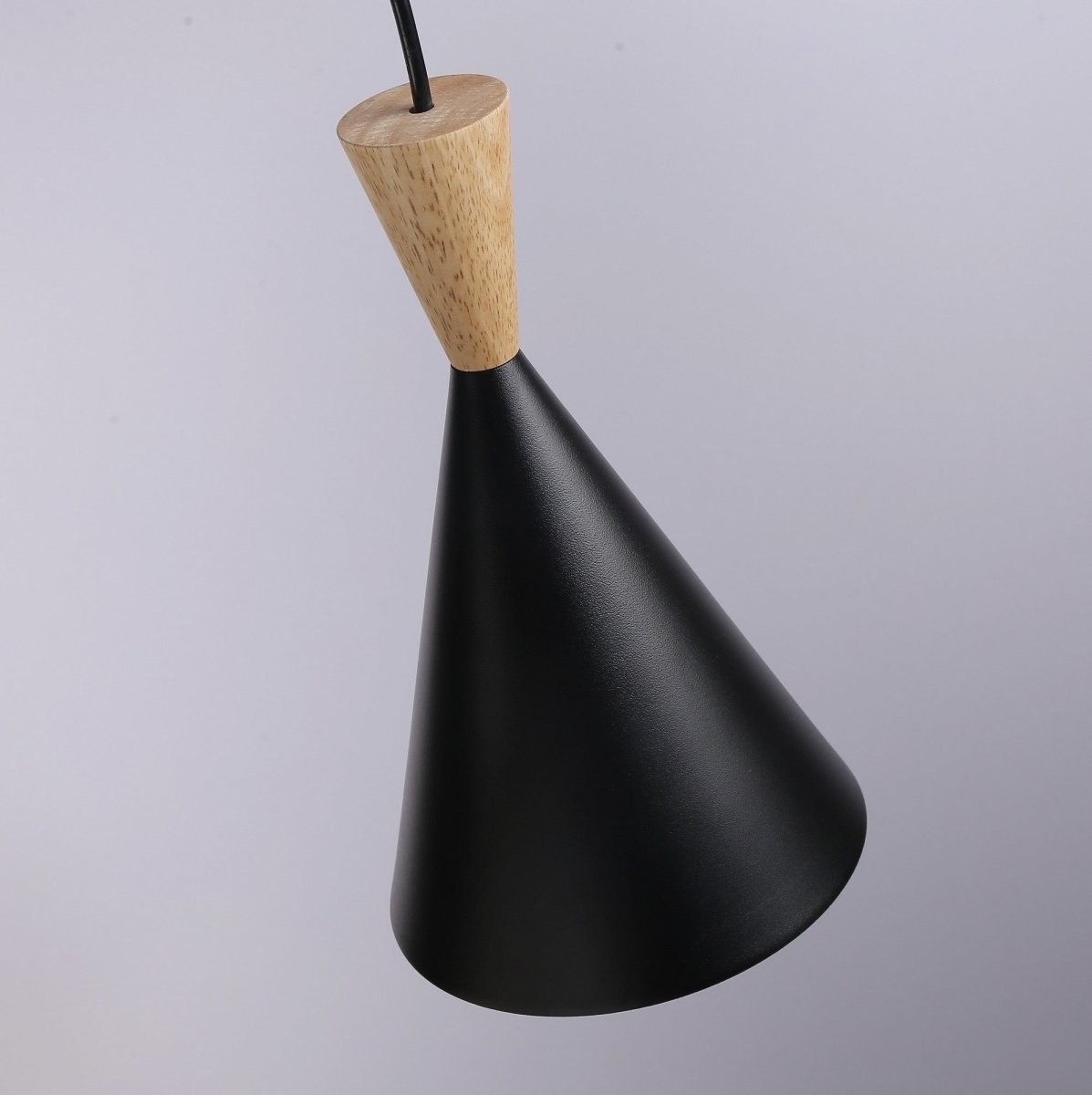 Lámpara colgante triple de metal y madera "Lima" - Barcelona Led-Decoración