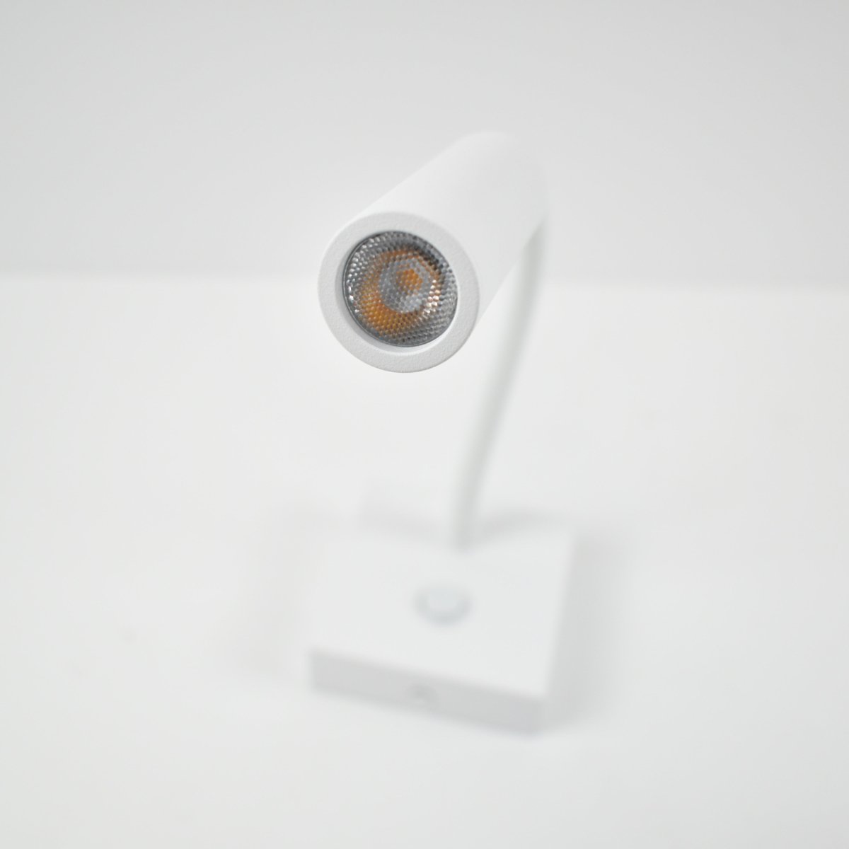 Aplique de pared flexible para lectura "Hale" - 3W - Barcelona Led-Decoración